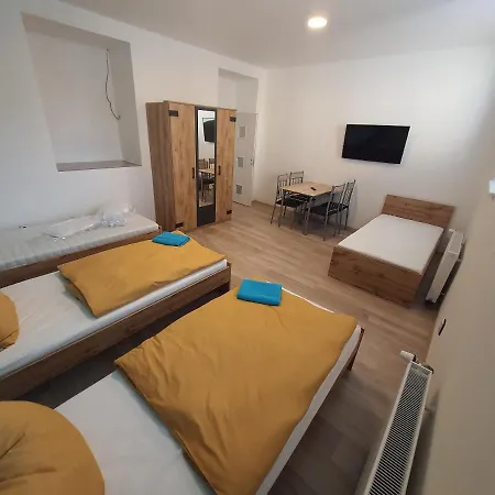 Apartmany Havlickova S Parkovanim Zdarma Česká Lípa Extérieur photo